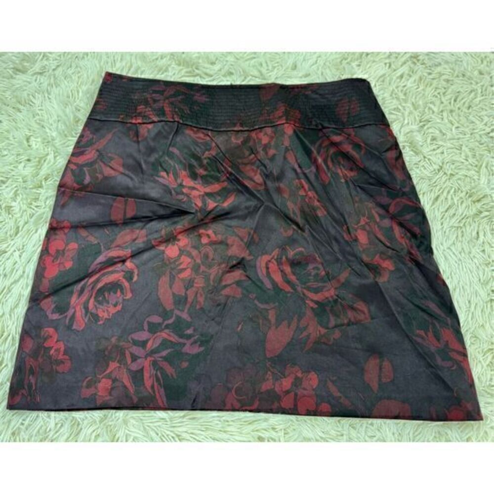 Adorable Black, Maroon, Red & Purple Floral Retro Mini Skirt by Elie Tahari size